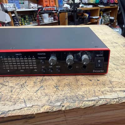 Focusrite Scarlett 18i20 3rd Gen USB Audio Interface with Original Box and Rack Ears image 8