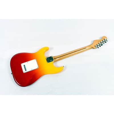 Fender Player Plus Stratocaster Maple Fingerboard Electric Guitar Regular Tequila Sunrise image 2