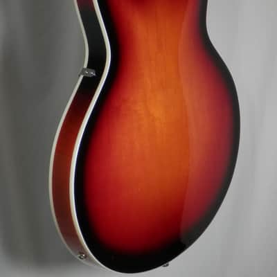 Vox Bobcat V90-SB Sunburst Semi-Hollow Electric with hard case Open box image 6