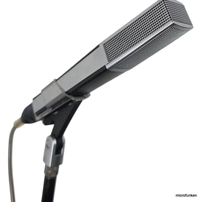 Sennheiser MD441-2 ✓Serviced 80s Vintage Dynamic Microphone. Clip. Case. XLR. MD 441 image 2