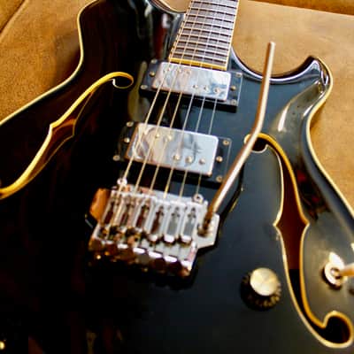 Yamaha WES BORLAND SIGNATURE GUITAR image 5