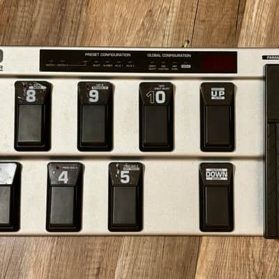 Behringer FCB1010 MIDI Foot Controller 2010s - Standard image 3
