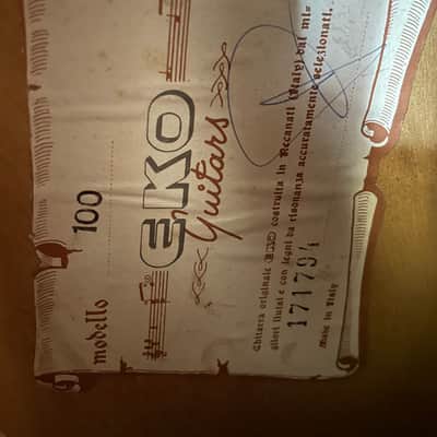 Eko 100/M 1966 - RED SHADE image 13