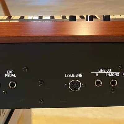 HAMMOND XK-1 DIGITAL B-3 STYLE ORGAN image 9