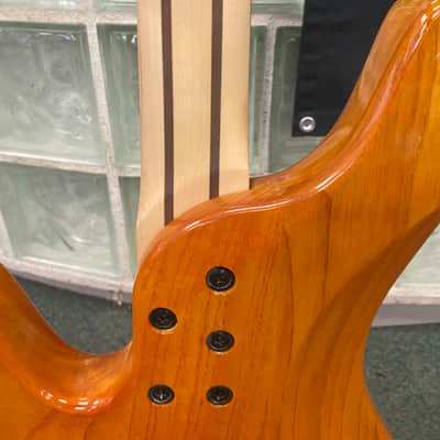 Michael Kelly MKP4CPBERU Pinnacle Bass image 12