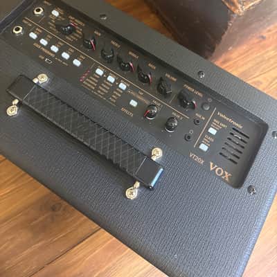 Vox VT20X 20-Watt 1x8" Digital Modeling Guitar Combo 2015 - Present - Black image 3