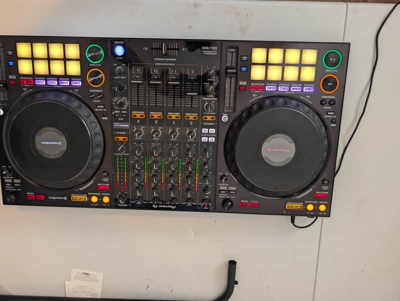 Pioneer DDJ-1000 4-Channel Rekordbox DJ Controller 2010s - Black image 1