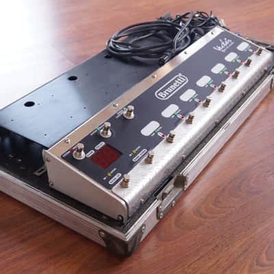 Switcher Brunetti Vector image 6