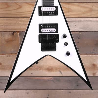 Jackson JS Series JS32 King V White with Black Bevels | Reverb