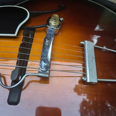 The Loar LH-600-VS w/ Dearmond FHC Pickup - Upgrades - Vintage Sunburst w/ Case image 6