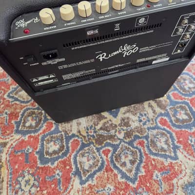 Used Fender Rumble 100 bass amp image 2