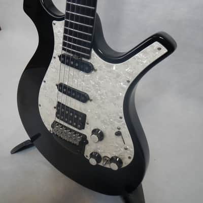 PARKER NITEFLY USA BLACK @ CARBON FIBER NECK @ PIEZO @ DIMARZIO'S @ LOCKING TUNERS image 4