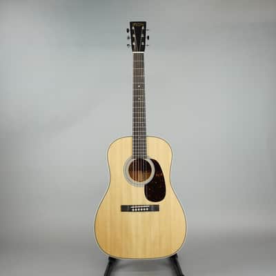 Martin HG-28 Special Edition O'ahu Acoustic Guitar W/Softshell Case - Natural image 2
