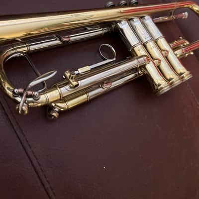 Buescher True Tone “The 400” Bb Trumpet (Model 225)(Professional