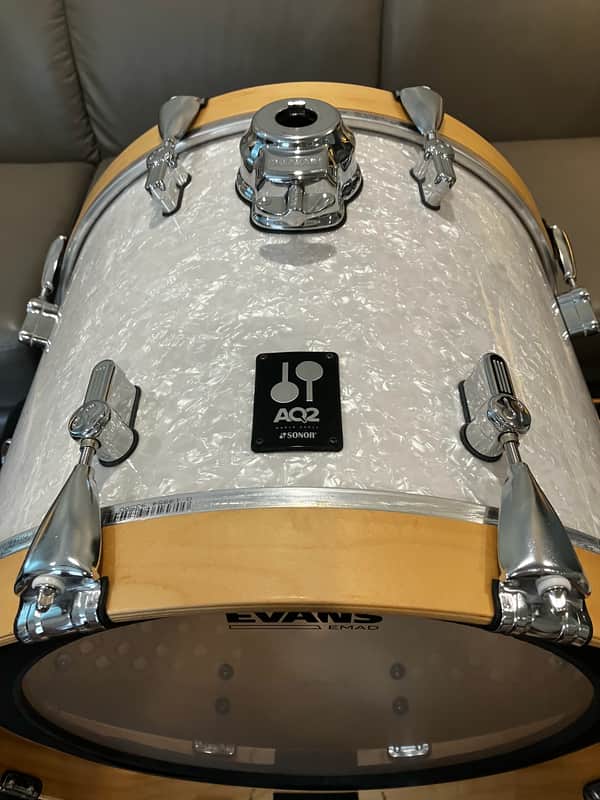SONOR AQ2 14 x 18 Bass Kick Drum White Pearl XLNT image 1