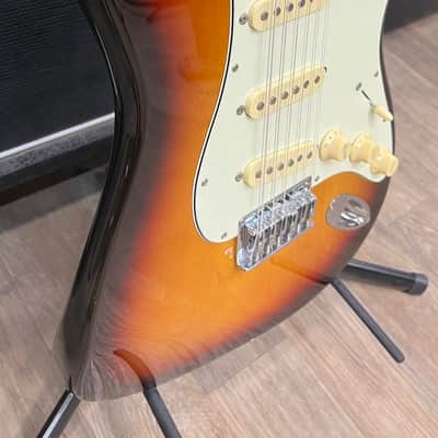 Fender ST12 TX 12-String Stratocaster MIJ 2002-2004 - 3-Tone Sunburst image 3