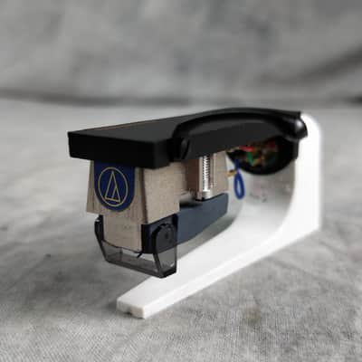 Audio-Technica AT15Ea Cartridge With Headshell In Excellent Condition image 3