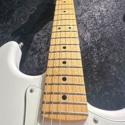 Fender Player Stratocaster Maple Fretboard 2018 Polar White MIM Electric Guitar image 10