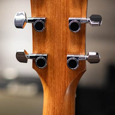 Taylor 212ce Grand Concert Acoustic/Electric Guitar with Gig Bag image 6
