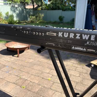 Kurzweil K2500X 88-Key Digital Workstation Synthesizer 1990s - Black image 5