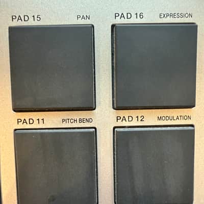 Akai MPD16 2000s - Silver image 8