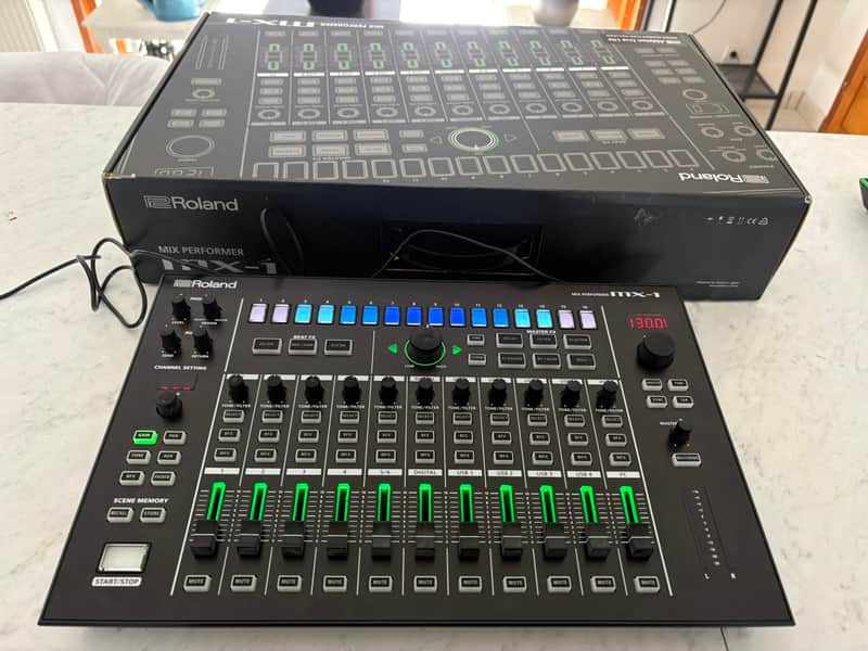 Roland AIRA MX-1 Mix Performer 2010s - Black image 1