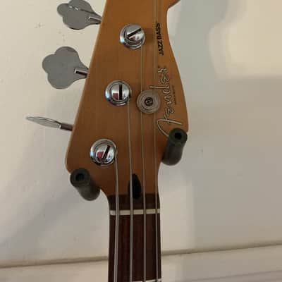 Fender Active Jazz Bass - Deluxe Series - 2001 image 7
