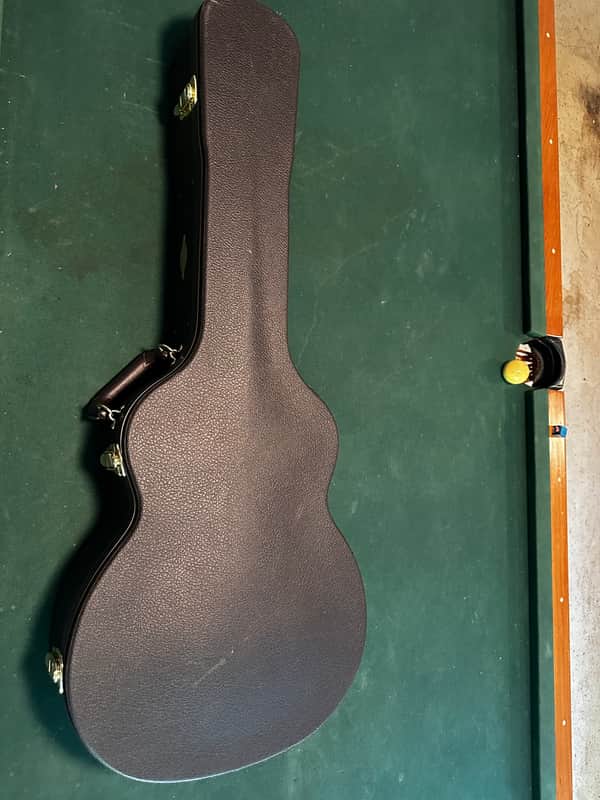 Taylor Deluxe Hardshell Grand Auditorium Case 2020s - Brown
