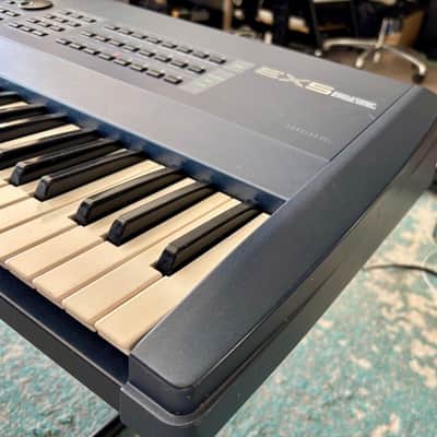 Yamaha EX5 - Blue image 5