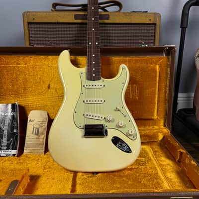 Fender American Vintage ‘62 Stratocaster 2007 - Olympic White image 1