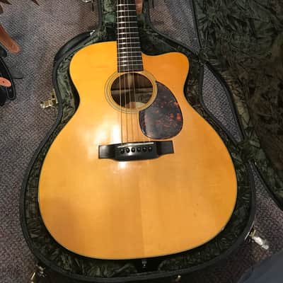 Martin OMC-18VLJ Laurence Juber 2002 Natural image 8