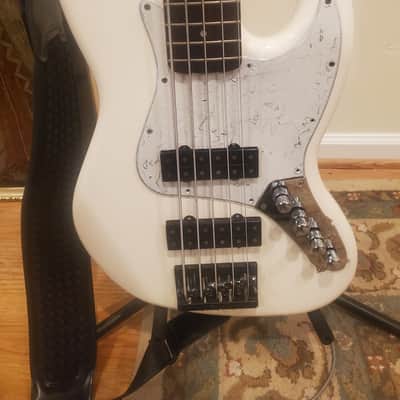 Fender Modern Player Jazz Bass V Satin 2014 - Olympic White image 3
