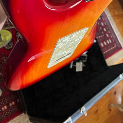 NOS 2006 Fender Stratocaster American Deluxe Ash 60th Anniversary image 18