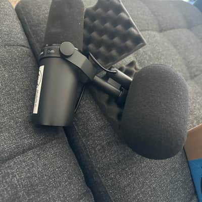 Shure SM7B Cardioid Dynamic Microphone 2001 - Present - Black image 1