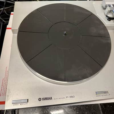 Yamaha P-350 Auto-Return Belt Drive Turntable; Tested SEE VIDEO image 2