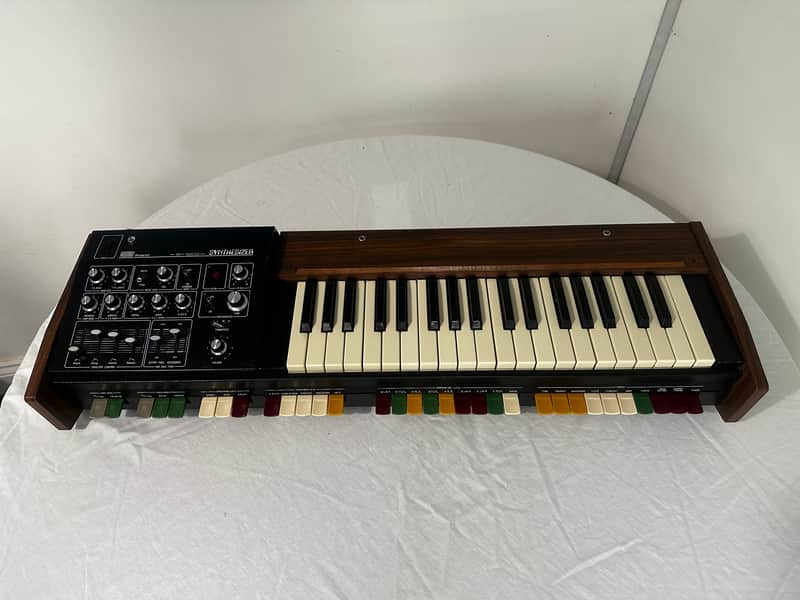 Roland SH-1000 37-Key Synthesizer 1973 - 1978 - Black/Wood image 1