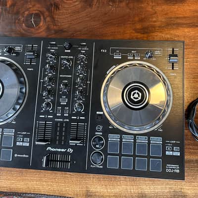 Pioneer DDJ-RB - rekordbox DJ Controller 2010s - Black image 2