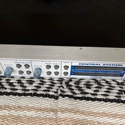 PreSonus Central Station Plus Monitor Controller with Remote Control 2010s - Silver image 3
