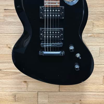 ESP LTD Viper-50 Electric Guitar -2004 - Gloss Black- 7lbs 8oz image 1