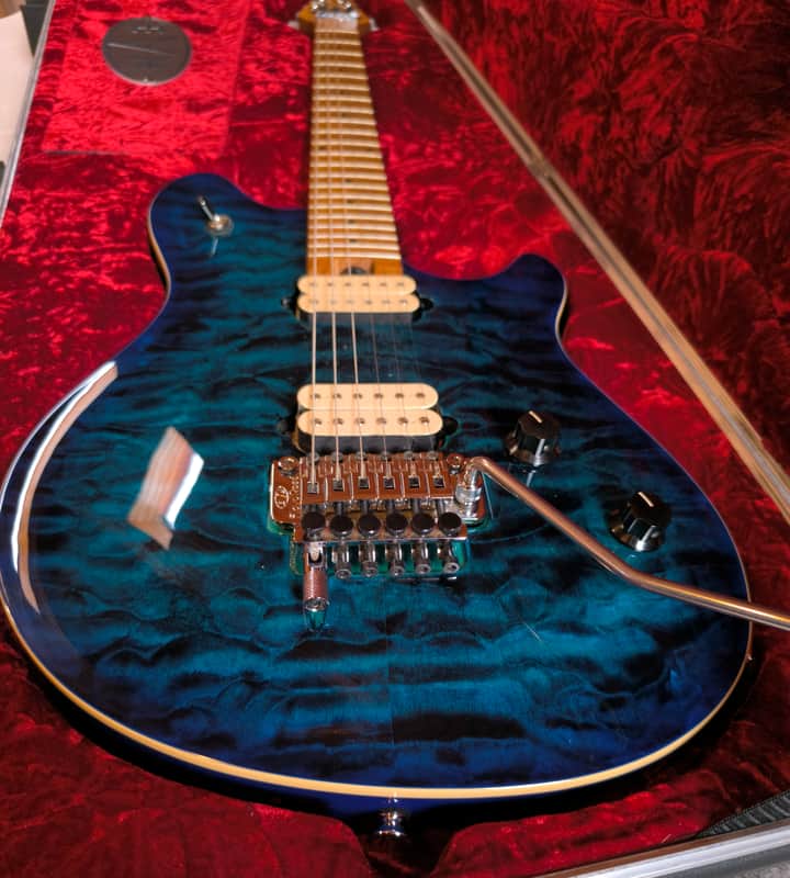 EVH Wolfgang Special 2021 - Blue Clorine Burst image 1