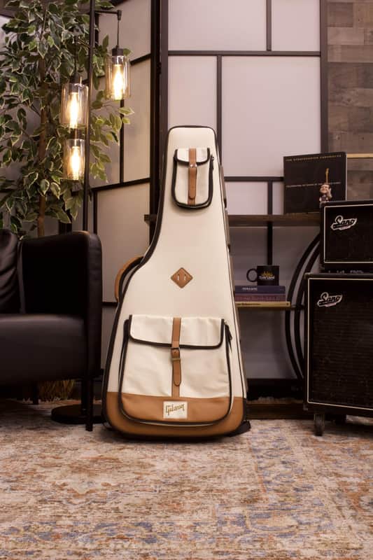 Used Gibson Custom Dreadnought Acoustic Guitar Case, Off-White image 1