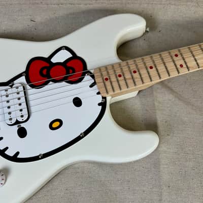 Squier Hello Kitty Stratocaster 2025 White Electric Guitar image 8