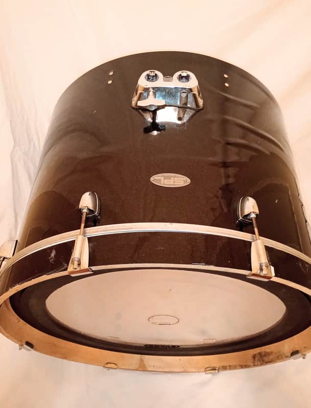 BASS DRUM 22" GREAT PROJECT - BUYER SHIPS! image 1
