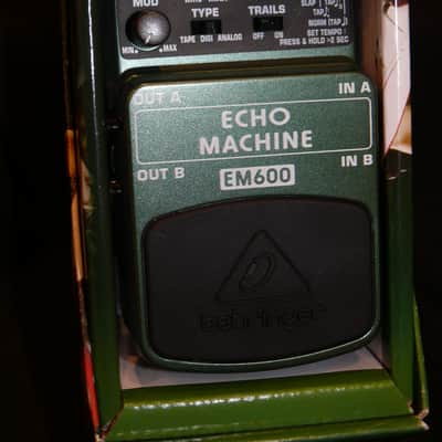 Behringer EM600 Echo Machine Delay Pedal with orig box etc image 6