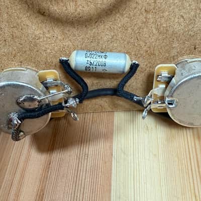Prewired Pickguards Gibson ES-335 Wiring Harness CTS 500K Pots, Soviet NOS Paper-in-Oil Caps, Switchcraft Toggle, Pure Tone Jack image 3