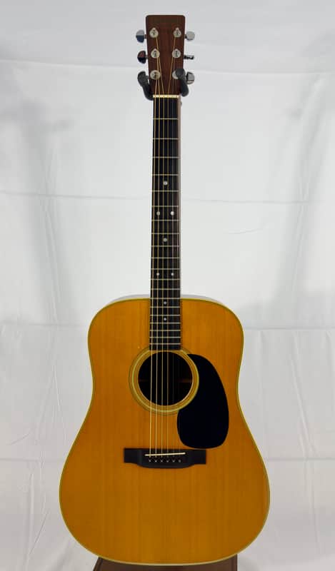 Martin D-28
