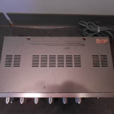 TOA M900A Amplifier image 2