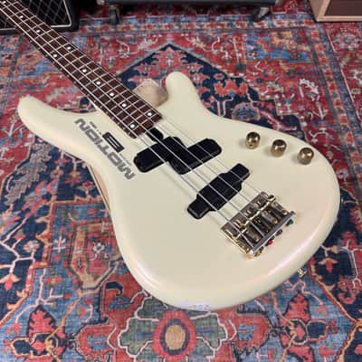 Yamaha Motion Bass MBIII Super Edition Short Scale Bass w/HSC 1980's - Pearl White image 13