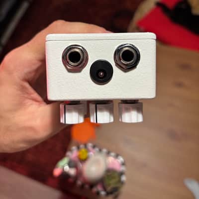 Broughton Audio Lowtec 2025 - Present - White image 2