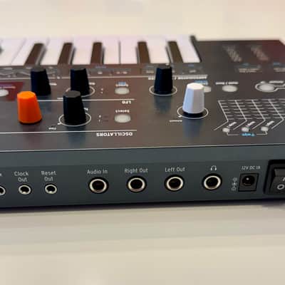 Arturia MiniFreak Polyphonic Hybrid Synthesizer image 5